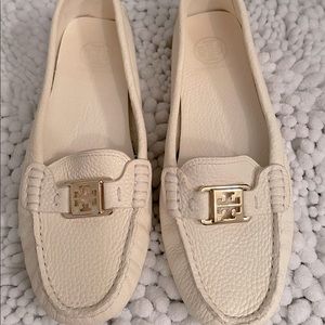 Tory Burch White/off white loafers sz 9